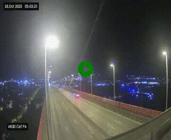 Webcam autoroute sur le périphérique de Bordeaux (A630) au nord de la ville. Caméra située sur le Pont d'Aquitaine.