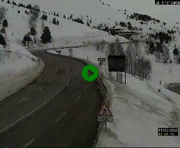 Webcam au carrefour de la croisade, à la jonction entre la N22 et la N320, avant le poste de douane franco-andorrane. Webcam à 1790 mètres d'altitude
