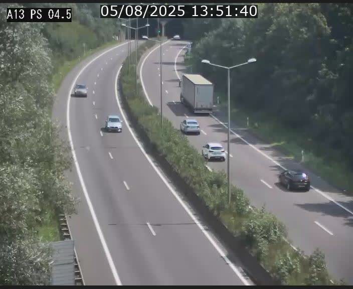 Traffic live webcam Luxembourg Differdange - A13 direction Esch-sur-Alzette - BK 4.5