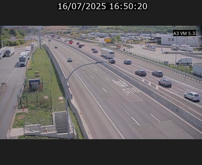 Traffic live webcam Luxembourg Aire de Berchem - A3 - BK 5 - direction France