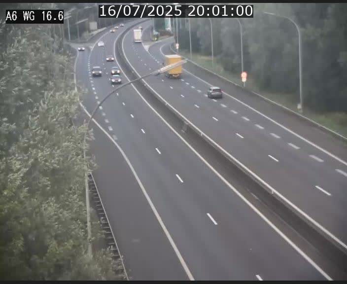Traffic live webcam Luxembourg Aire de Capellen - A6 - BK 16.6 - direction Luxembourg/France/Allemagne