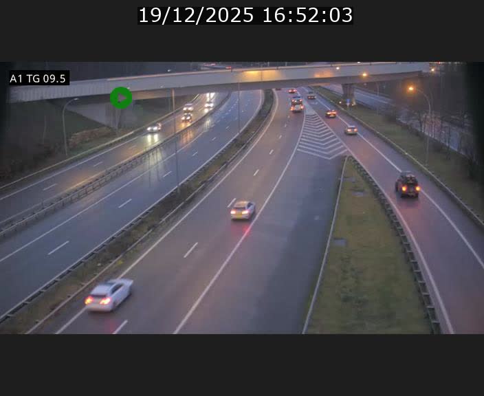Traffic live webcam Luxembourg Jonction Grünewald - A1 direction Luxembourg-ville - BK 9.5