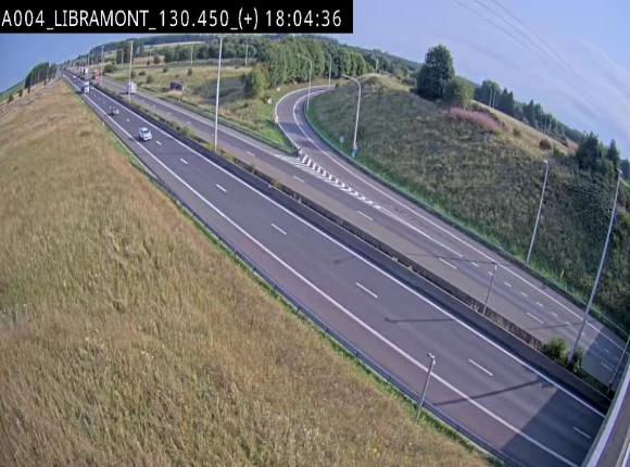 Webcam à Libramont sur l'E411 à la jonction avec la N89 menant vers Bouillon et la France. Vue orientée vers Arlon