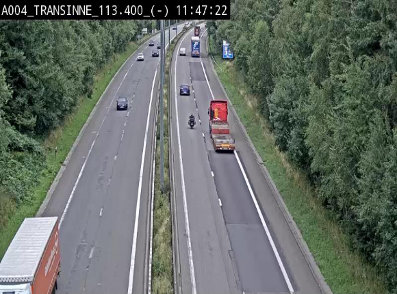 Caméra trafic E411 (A4) - Transinne direction Namur - BK 113.425