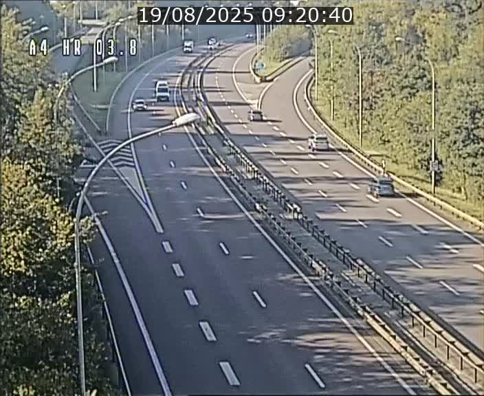 Webcam traffic A4 Luxembourg - BK 3.8 - Leudelange (direction Esch sur Alzette)