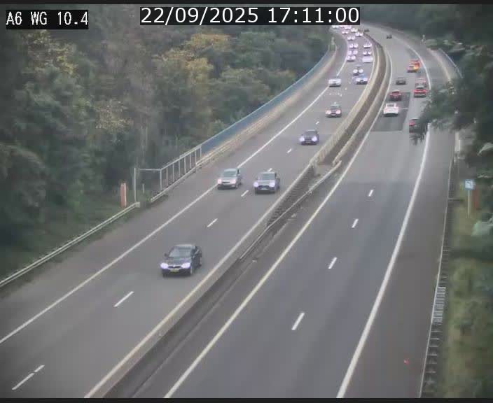 Traffic live webcam Luxembourg Mamer - A6 - BK 10.4 - direction Luxembourg/France/Allemagne