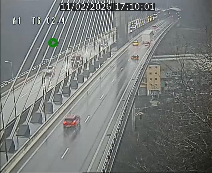 Traffic live webcam Luxembourg Sandweiler - A1 direction Luxembourg-ville - BK 2.4