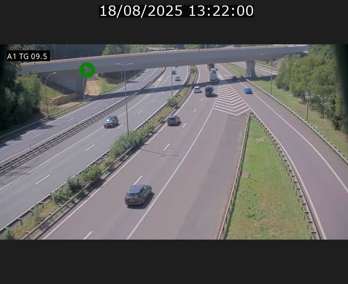 Traffic live webcam Luxembourg Jonction Grünewald - A1 direction Luxembourg-ville - BK 9.5