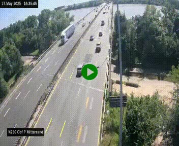 Webcam sur le périphérique de Bordeaux à l'est de la ville. Caméra située sur le Pont Mitterand sur la N230