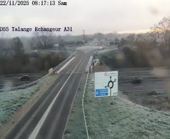 Webcam sur la D55 à Talange au niveau du pont surplombant l'A31 (sens droite-gauche vers Luxembourg). Vue orientée vers Ay-sur-Moselle.