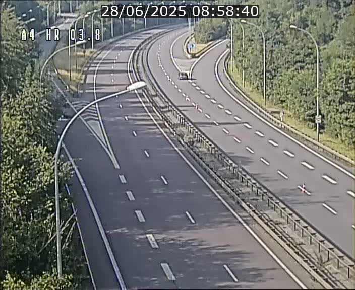 Webcam traffic A4 Luxembourg - BK 3.8 - Leudelange (direction Esch sur Alzette)