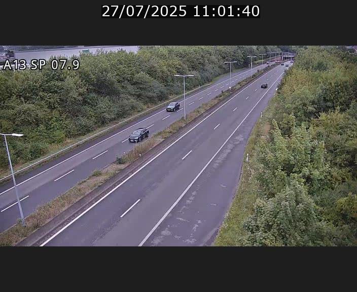 Traffic live webcam Luxembourg Jonction Lankelz - A13 direction Pétange - BK 7.9