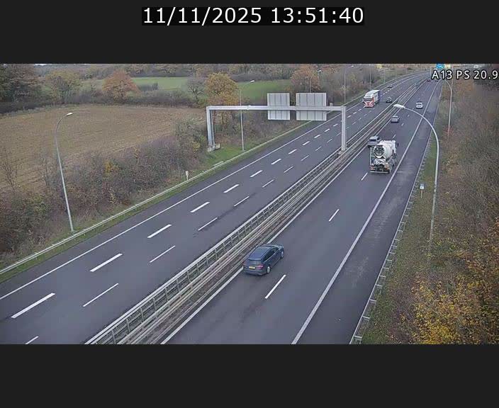 Traffic live webcam Luxembourg Croix de Bettembourg, rond-point d'Hellange - A13 direction Allemagne - BK 20.9