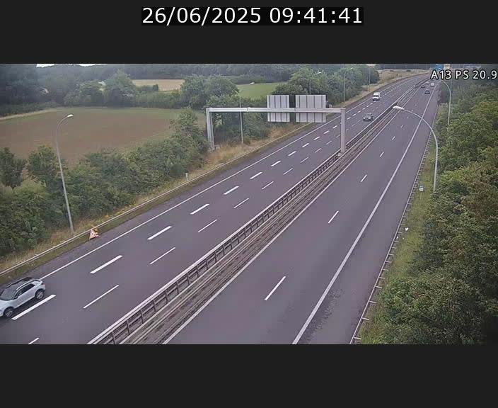 Traffic live webcam Luxembourg Croix de Bettembourg, rond-point d'Hellange - A13 direction Allemagne - BK 20.9