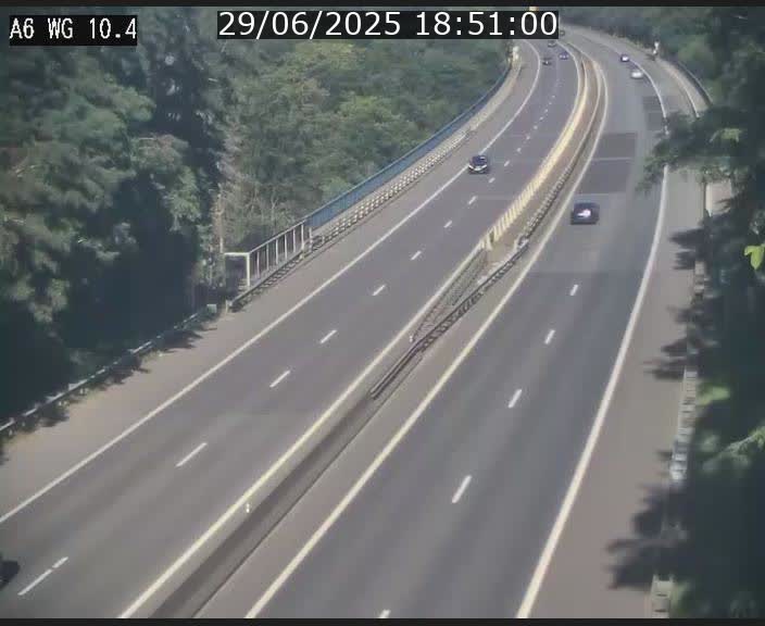Traffic live webcam Luxembourg Mamer - A6 - BK 10.4 - direction Luxembourg/France/Allemagne