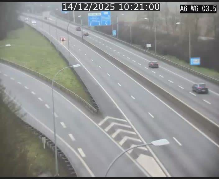 Traffic live webcam Luxembourg - Croix de Cessange - A6 - BK 3.5 - direction France/Allemagne