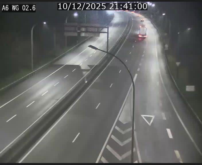 Traffic live webcam Luxembourg Croix de Cessange - A6 - BK 2.6 - direction France/Allemagne