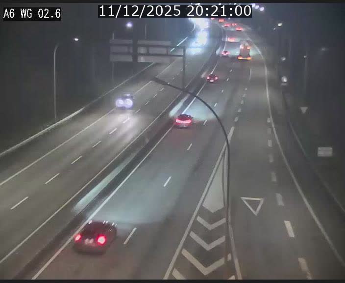 Traffic live webcam Luxembourg Croix de Cessange - A6 - BK 2.6 - direction France/Allemagne