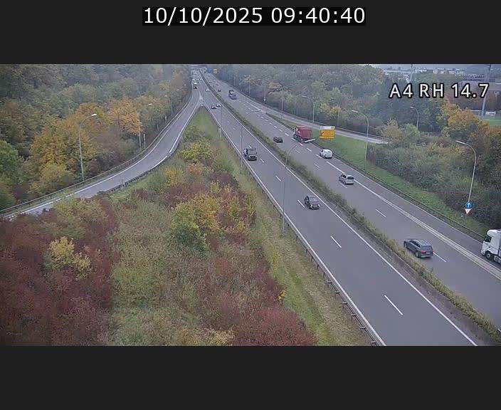 Traffic live webcam Luxembourg Jonction Lankelz - A4 - BK 14.7 - direction Luxembourg