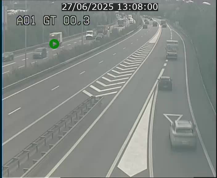 Traffic live webcam Luxembourg Croix de Gasperich - A1 direction Kirchberg - BK 0.3
