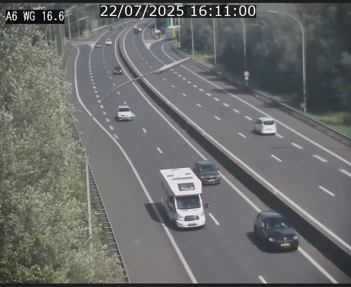 Traffic live webcam Luxembourg Aire de Capellen - A6 - BK 16.6 - direction Luxembourg/France/Allemagne