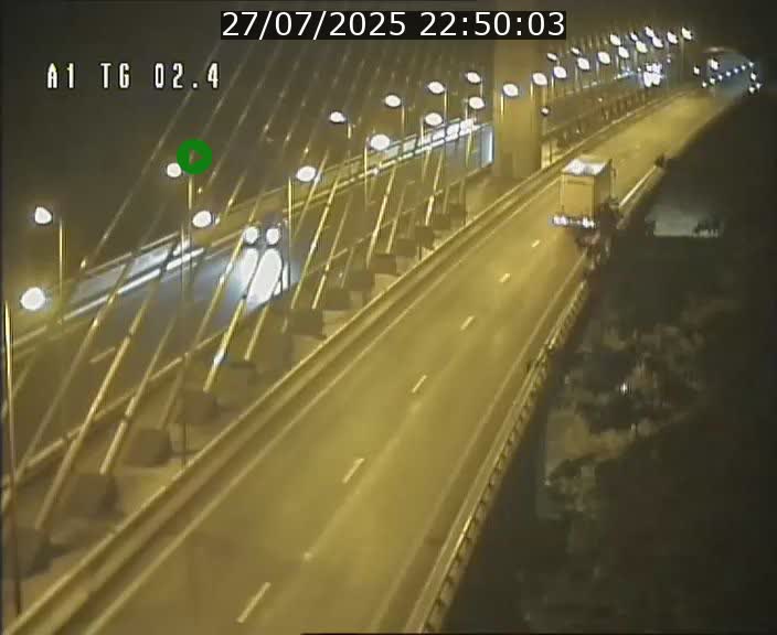 Traffic live webcam Luxembourg Sandweiler - A1 direction Luxembourg-ville - BK 2.4