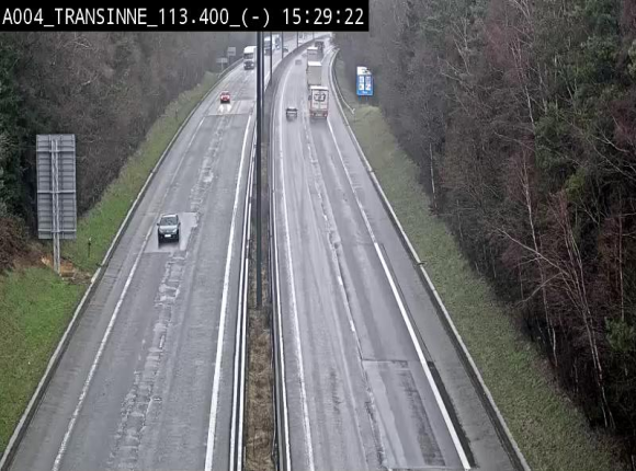 Caméra trafic E411 (A4) - Transinne direction Namur - BK 113.425