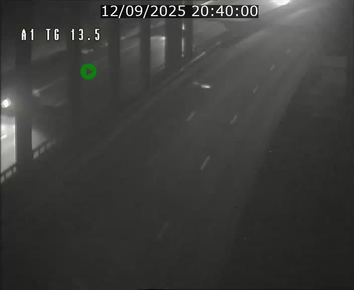 Traffic live webcam Luxembourg Senningen - A1 direction Luxembourg - BK 13.5