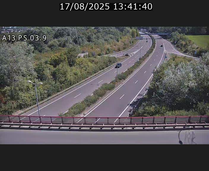 Traffic live webcam Luxembourg Differdange - A13 direction Esch-sur-Alzette - BK 3.9