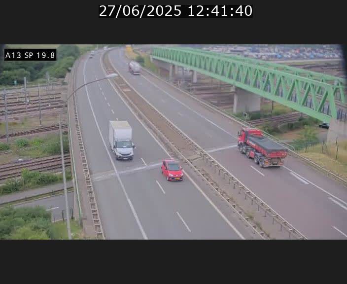Traffic live webcam Luxembourg Croix de Bettembourg - A13 direction Esch-sur-Alzette - BK 19.8