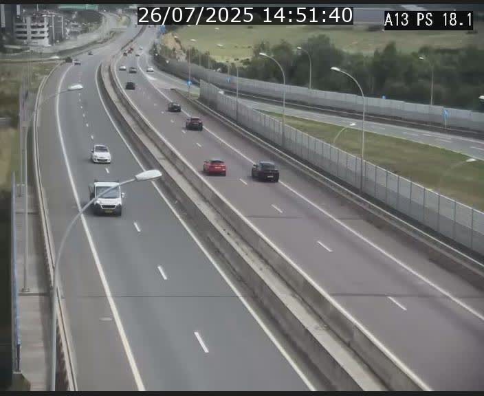 Traffic live webcam Luxembourg Dudelange - A13 direction Croix de Bettembourg - BK 18.1