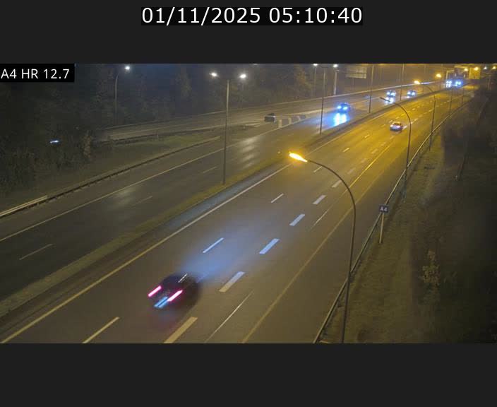 Traffic live webcam Luxembourg Esch sur Alzette - A4 - BK 12.7 - direction Esch-Belval