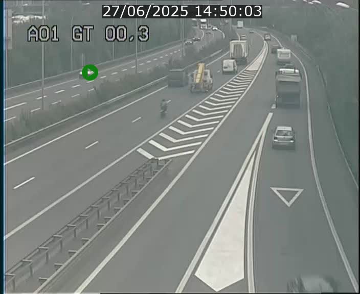Traffic live webcam Luxembourg Croix de Gasperich - A1 direction Kirchberg - BK 0.3