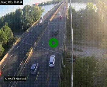 Webcam sur le périphérique de Bordeaux à l'est de la ville. Caméra située sur le Pont Mitterand sur la N230