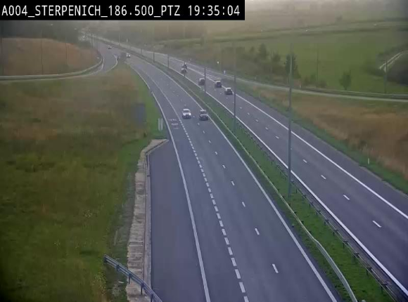 Webcam E411 à Sterpenich en Belgique près de la frontière du Luxembourg. Vue orientée vers Bruxelles