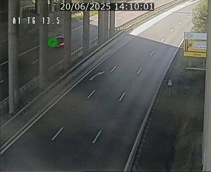 Traffic live webcam Luxembourg Senningen - A1 direction Luxembourg - BK 13.5