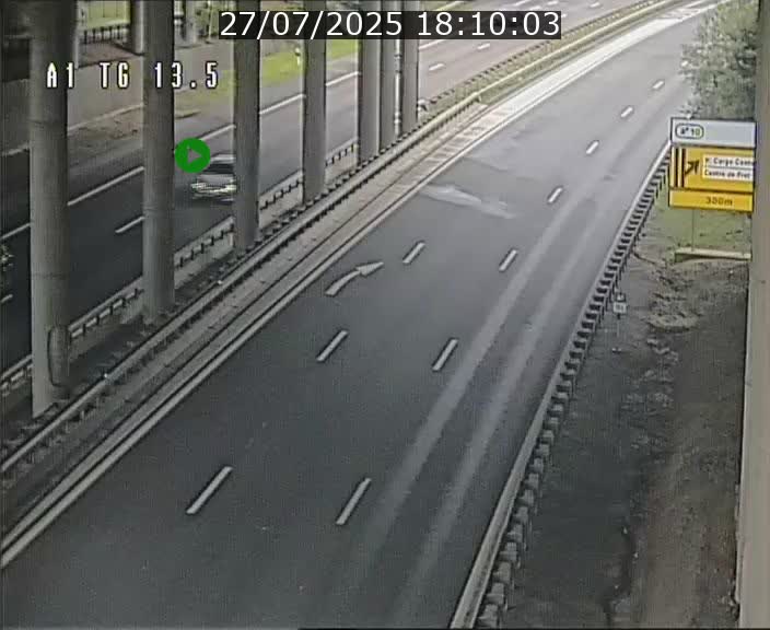 Traffic live webcam Luxembourg Senningen - A1 direction Luxembourg - BK 13.5
