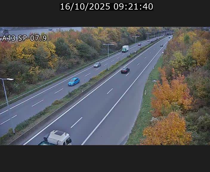 Traffic live webcam Luxembourg Jonction Lankelz - A13 direction Pétange - BK 7.9