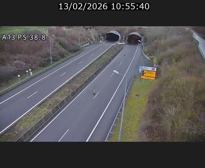 Webcam autoroute A13 à l'entrée ouest du tunnel Markusbierg à Schengen. Vue orientée vers Mondorf-les-Bains