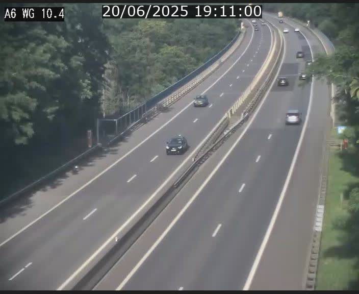 Traffic live webcam Luxembourg Mamer - A6 - BK 10.4 - direction Luxembourg/France/Allemagne