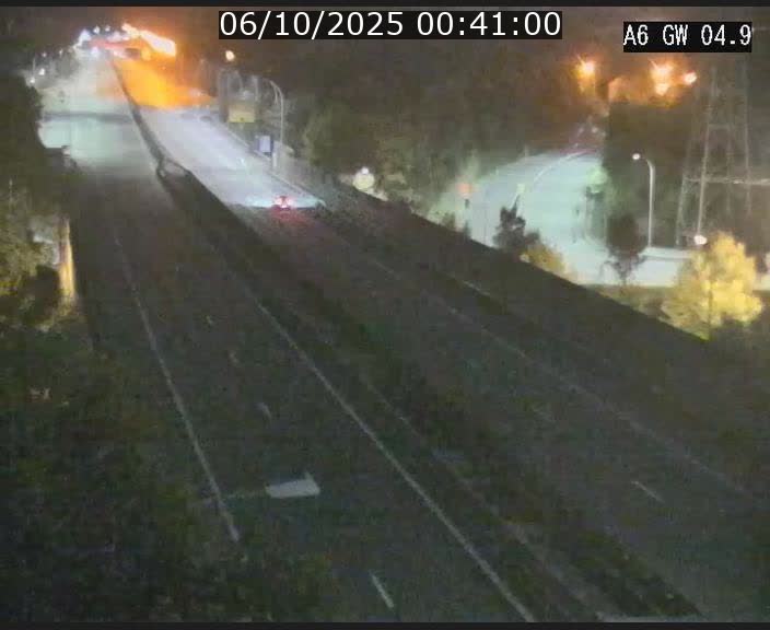 Traffic live webcam Luxembourg Croix de Cessange - A6 - BK 4.9 - direction Belgique