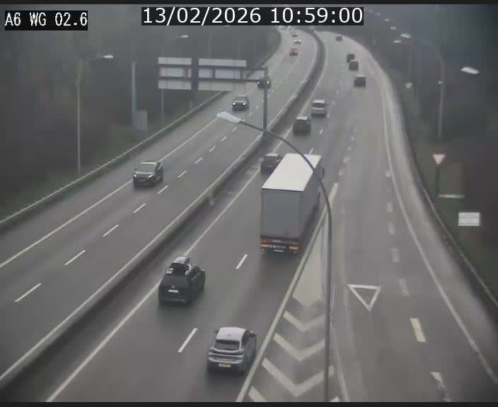 Traffic live webcam Luxembourg Croix de Cessange - A6 - BK 2.6 - direction France/Allemagne
