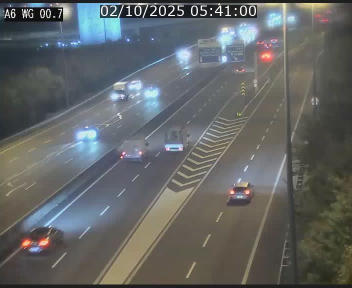 Traffic live webcam Luxembourg Croix de Cessange - A6 - BK 0.7 - direction A3 France