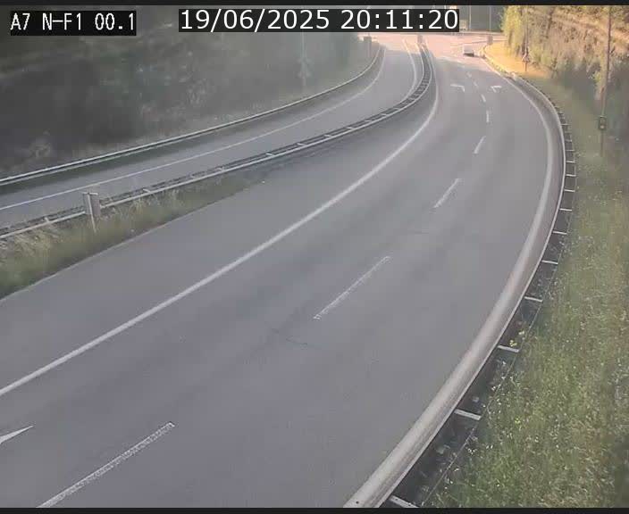 Webcam autoroute Luxembourg A7 située dans la sortie 1 Waldhof, vers la N11, avant le Tunnel Stafelter