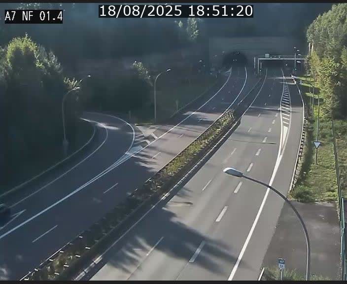 Caméra autoroute Luxembourg A7 - Echangeur Waldhaff - direction Tunnel Stafelter