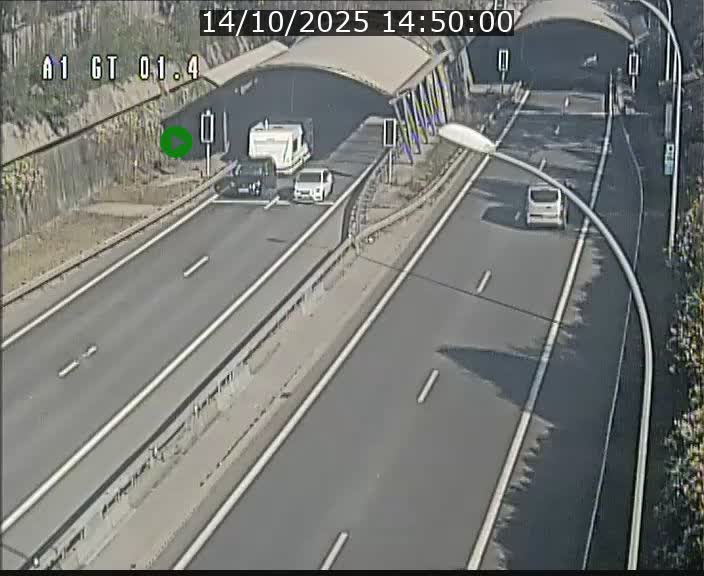 Traffic live webcam Luxembourg Hesperange - A1 direction Kirchberg - BK 1.4