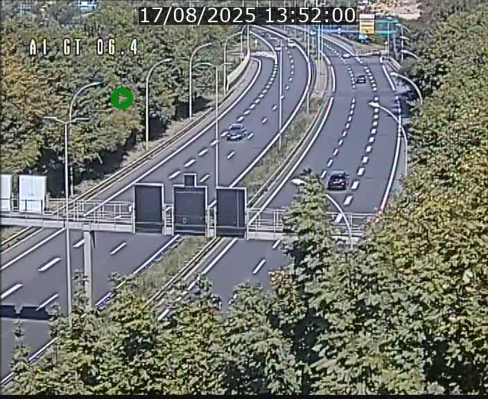 Traffic live webcam Luxembourg Hamm - A1 direction Sandweiler - BK 6.4