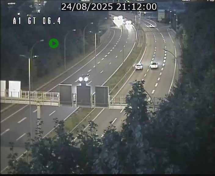 Traffic live webcam Luxembourg Hamm - A1 direction Sandweiler - BK 6.4