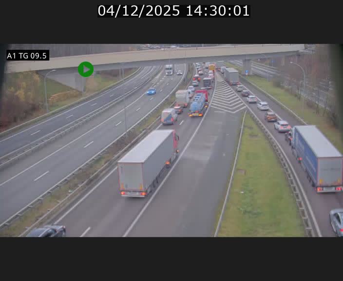 Traffic live webcam Luxembourg Jonction Grünewald - A1 direction Luxembourg-ville - BK 9.5