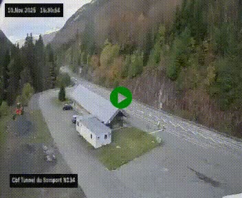 Webcam à l'entrée du tunnel du Somport, côté français, sur la N134, dans les Pyrénées, en direction de l'Espagne, à 1116 mètres d'altitude